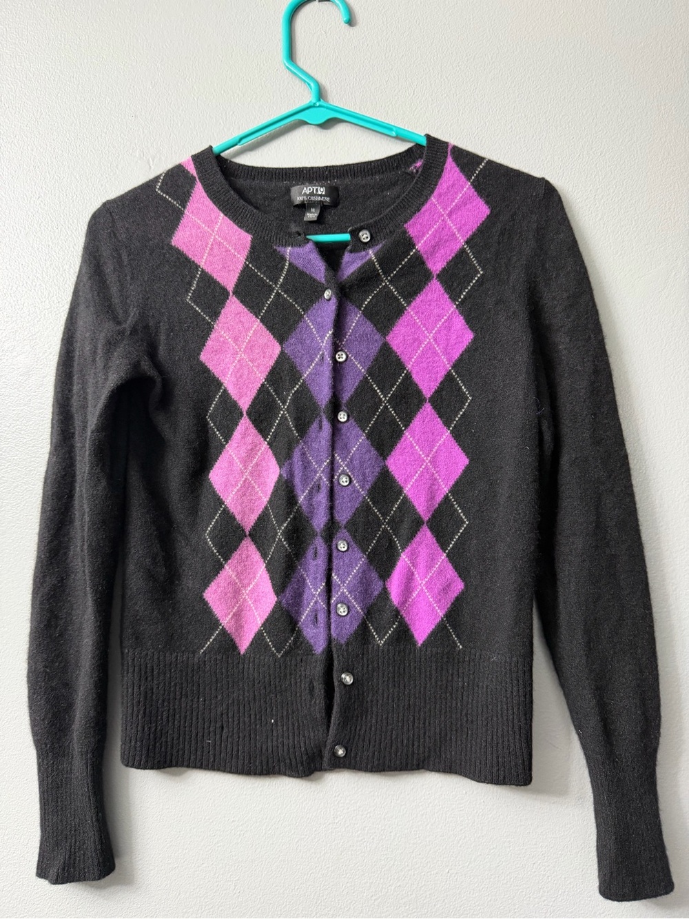 Apt. 9 cashmere Black Argyle Button-Up Sweater with Pink & Purple Diamonds med